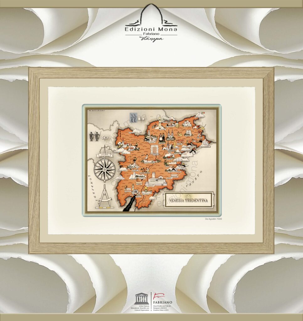 Carta geografica illustrata Venezia Tridentina 1939 De Agostini riproduzione artistica su carta in puro cotone, prodotta tradizionalmente a Fabriano città della carta e della filigrana, città creativa Unesco.